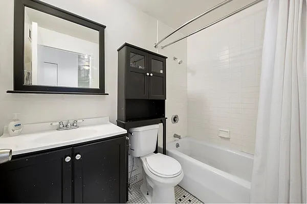 Rented by Douglas Elliman | media 10