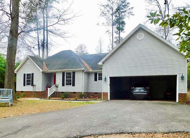 1st image of 106 Bumble Bee Ln