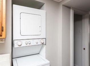 2130 W Barry Ave #1, Chicago, IL 60618