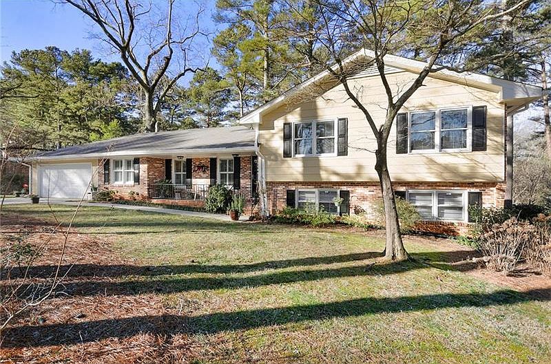 1st image of 3162 Wanda Woods Dr
