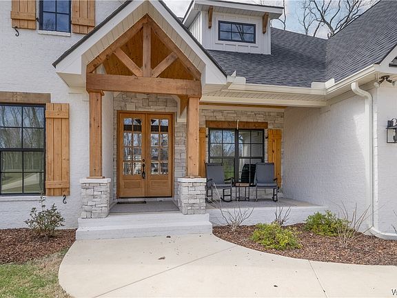 2nd image of 14858 Edgewater Dr