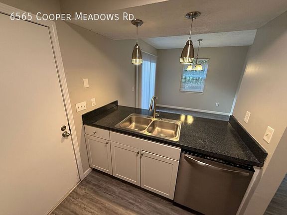 3rd image of 6565 Cooper Meadows Rd