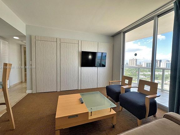 4th image of 18683 Collins Ave #1206