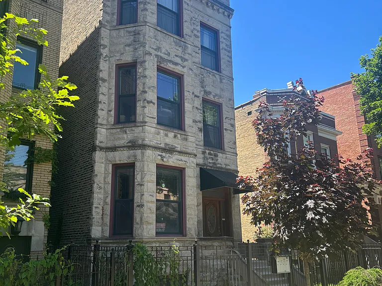 2533 W Cortez St #3 — Photo 1