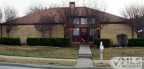 1st image of 2104 Toluca Dr
