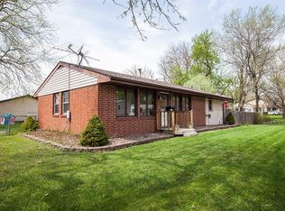 2602 E 38th St, Des Moines, IA 50317