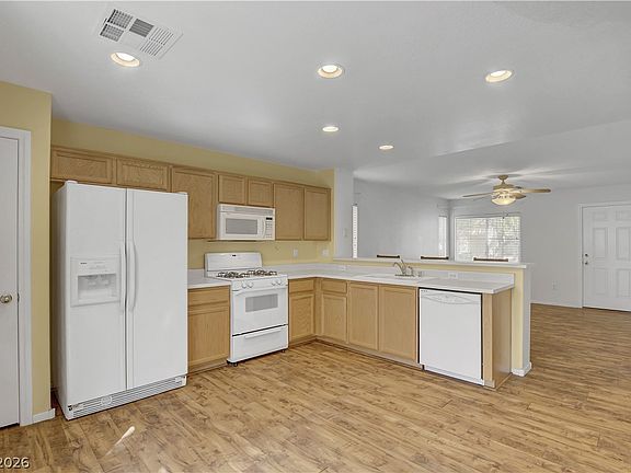 5th image of 3651 McMurty Ct
