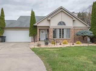 2422 Isaac Ln, Harrisonburg, VA 22801