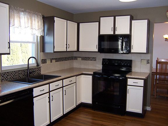 4th image of 2550 N Cherry Cove Ct
