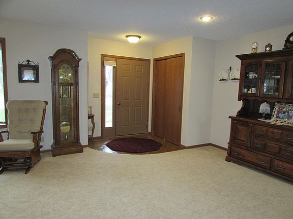 4th image of 1550 Charles St