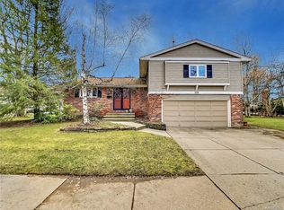 378 Sherbrooke Ave, Williamsville, NY 14221