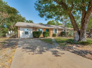 735 Middale Rd, Duncanville, TX 75116