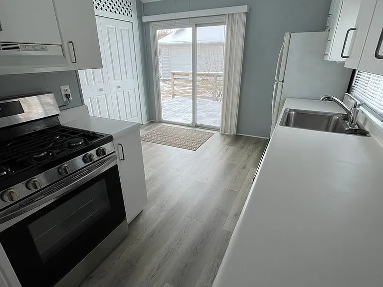 3616 Washington Ave — Photo 6