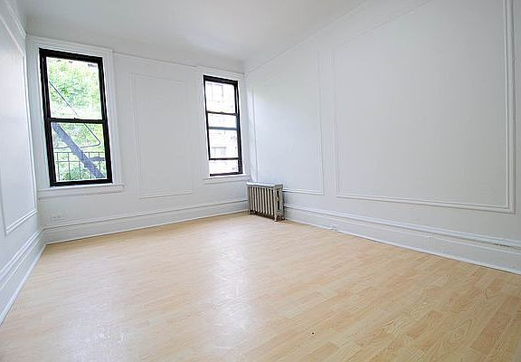 3rd image of 31-20 32nd St #3A