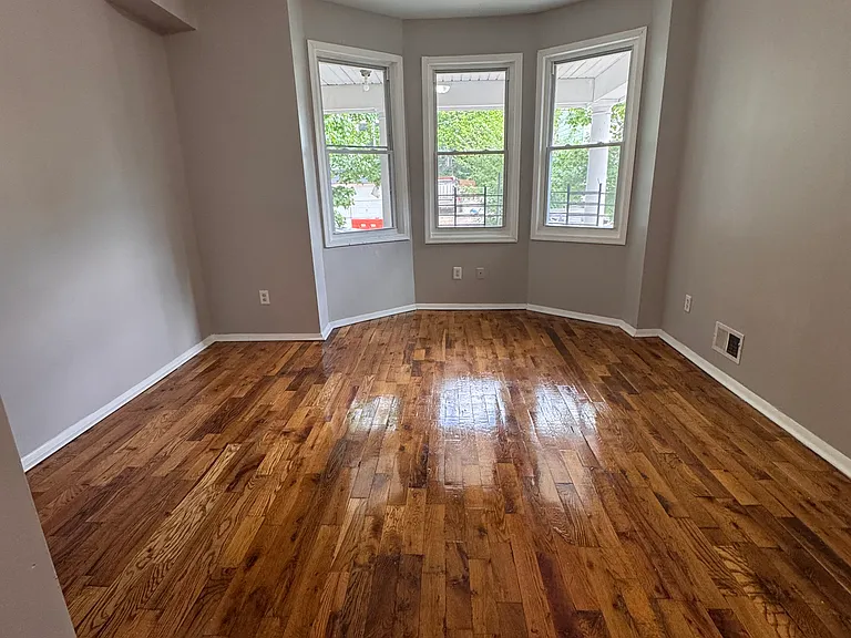 117 S 12th St #1 — Photo 10