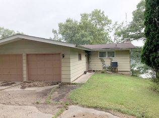 402 Knollridge Cir, Dahinda, IL 61428