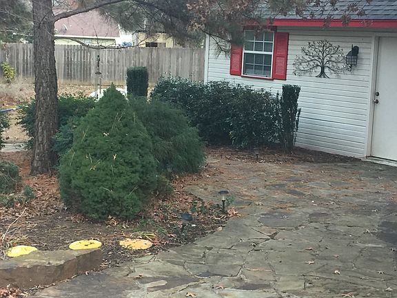 Flagstone wlkwy to Workshop 