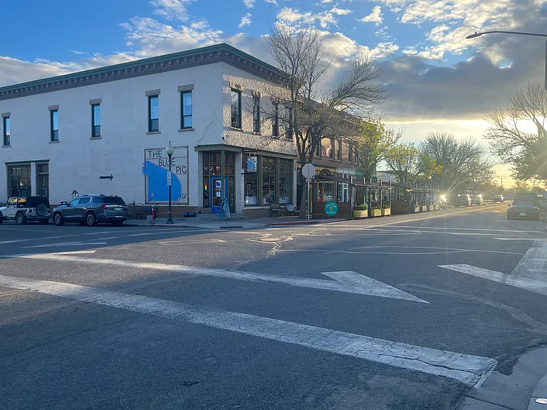 Downtown Palisade, Blue Pig Gallery