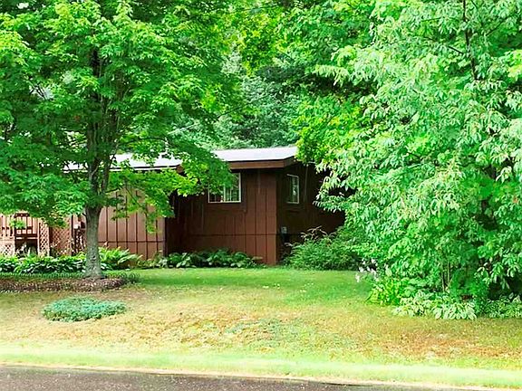 4th image of 104 Dandelion Ln