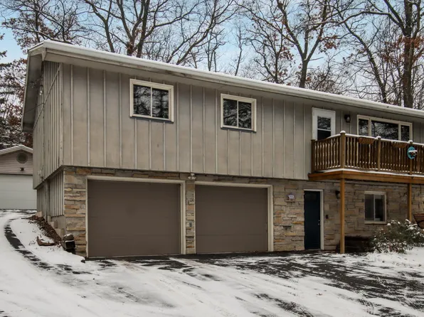 906 3rd St, Spooner, WI 54801