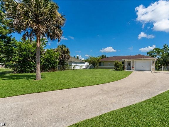 3rd image of 3745 Randall Blvd