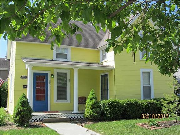 3rd image of 205 W Franklin St