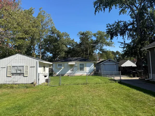 2168 Blodgett St, Muskegon, MI 49441