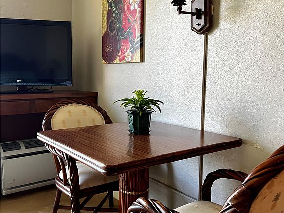 4th image of 2045 Kalakaua Ave APT 1101