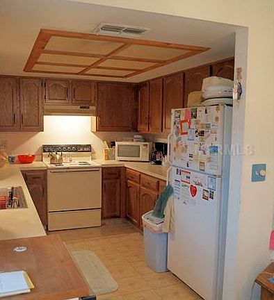 3rd image of 1053 Deer Hollow Blvd