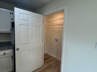 139 Camden Ave #A2, Versailles, KY 40383