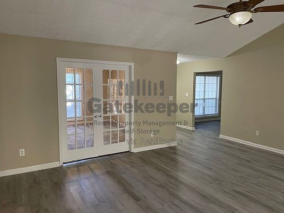 4th image of 385 Burch Rd