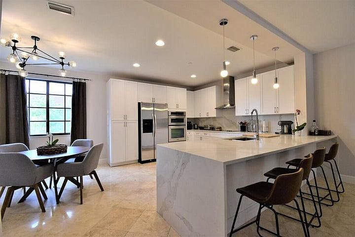 2nd image of 65 SE 5th Ave N #1