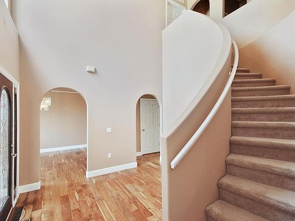 5th image of 2069 Corner Meadow Cir