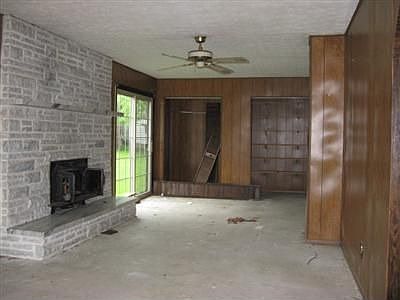 3rd image of 111 Paige Ave