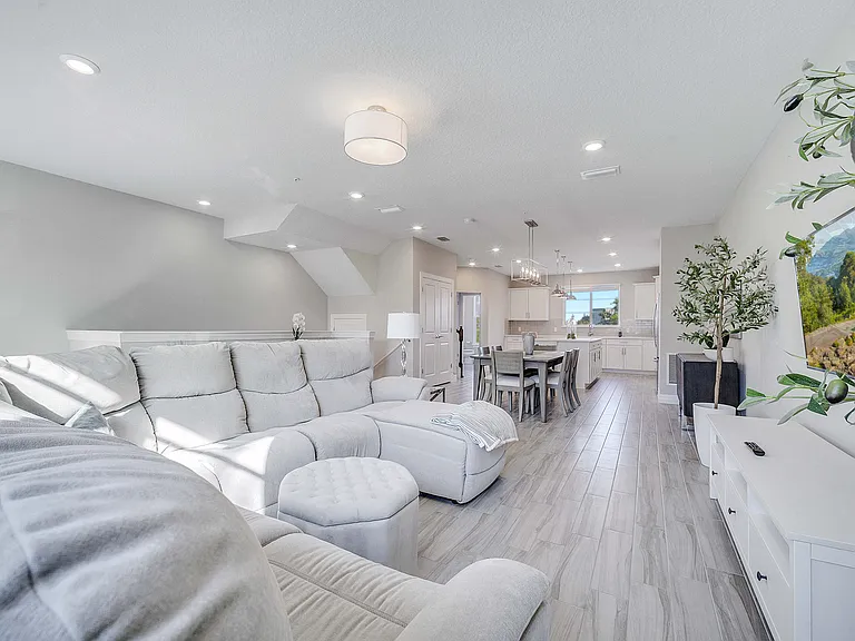 13366 Bovet Ave — Photo 9