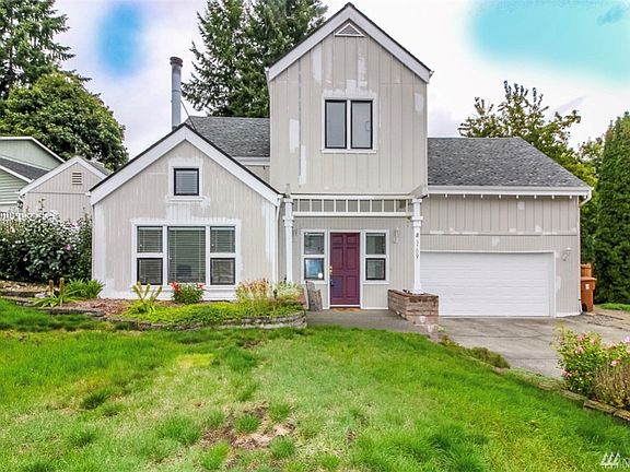 2nd image of 3709 Inverness Dr NE