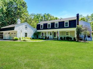 35 Country Ln, Basking Ridge, NJ 07920
