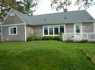 1761 52nd St SE, Kentwood, MI 49508