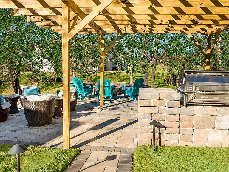 Picnic Area/ Grill
