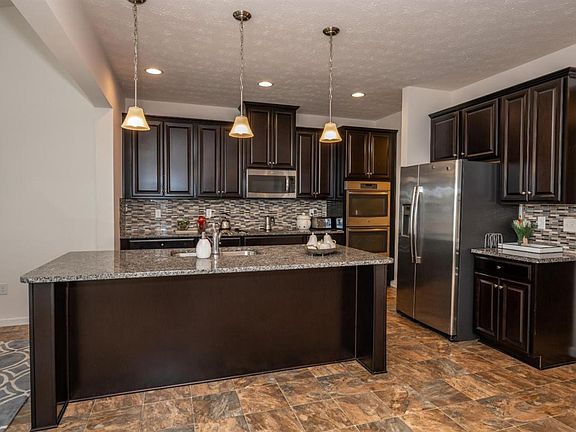 4th image of 6614 Abell Ct