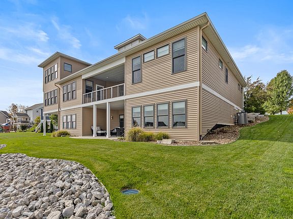 5th image of 6122 W Bay Ct