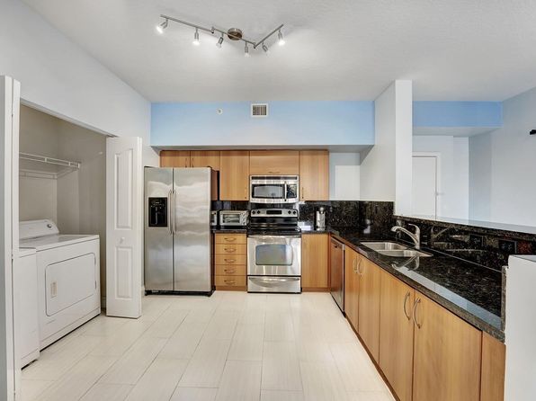 250 NE 3rd Ave #1317