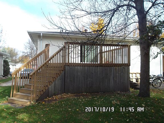 deck off of dining area