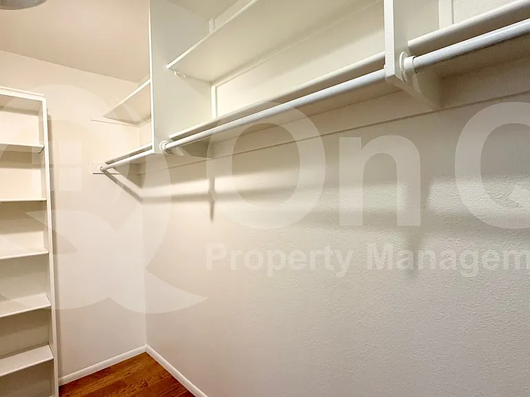 2436 E Fairmont Dr — Photo 17