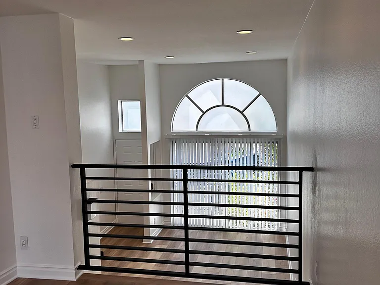 5455 Sylmar Ave #205 — Photo 6