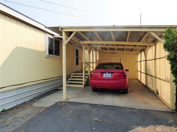 3rd image of 4476 Cindi Ln NE #23