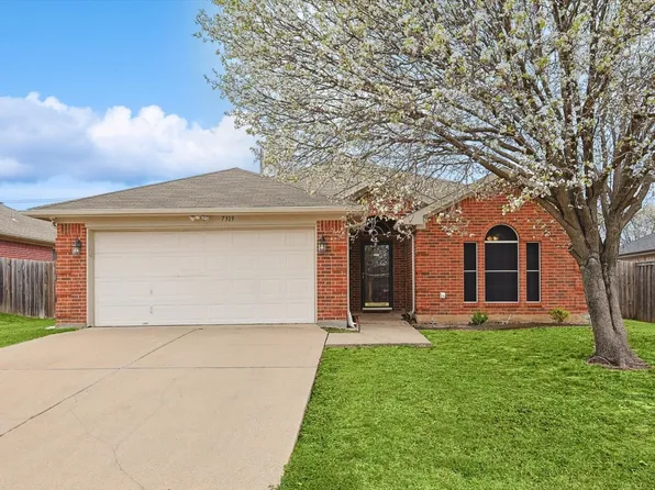 7319 Fossil Hill Dr, Arlington, TX 76002