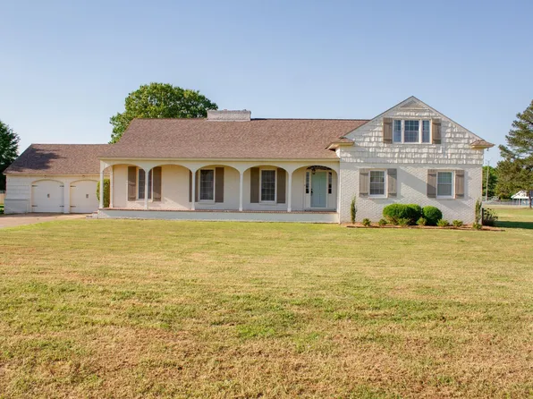 1018 Stella Ruth Rd, Martin, TN 38237