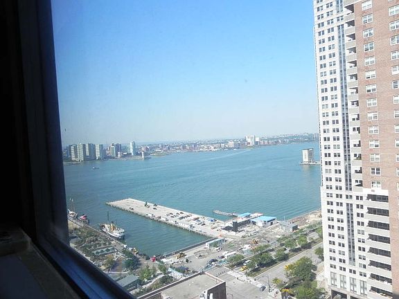 4th image of 40 Harrison St APT 10A
