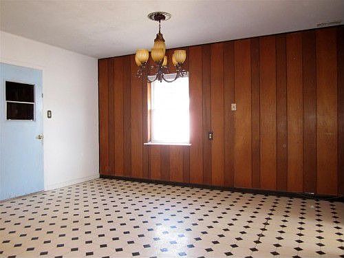 4th image of 1002 W Monahans St